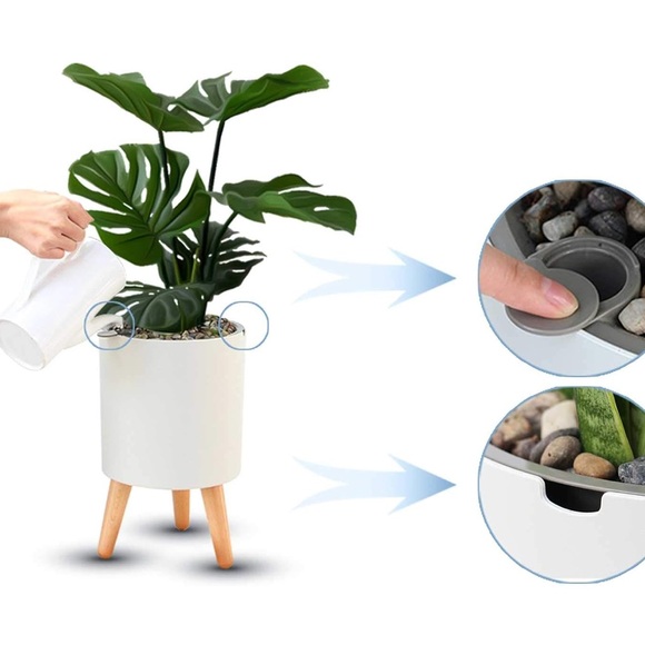 Smart Plant Watering Pot with Alarm and Decorative Wooden Legs - Picture 6 of 10